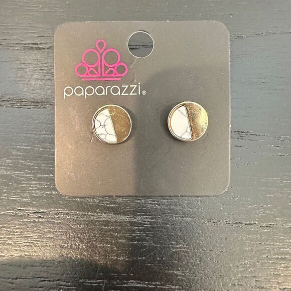 NWT Paparazzi Gold & Marble Pattern Circle Earrings - Picture 1 of 2